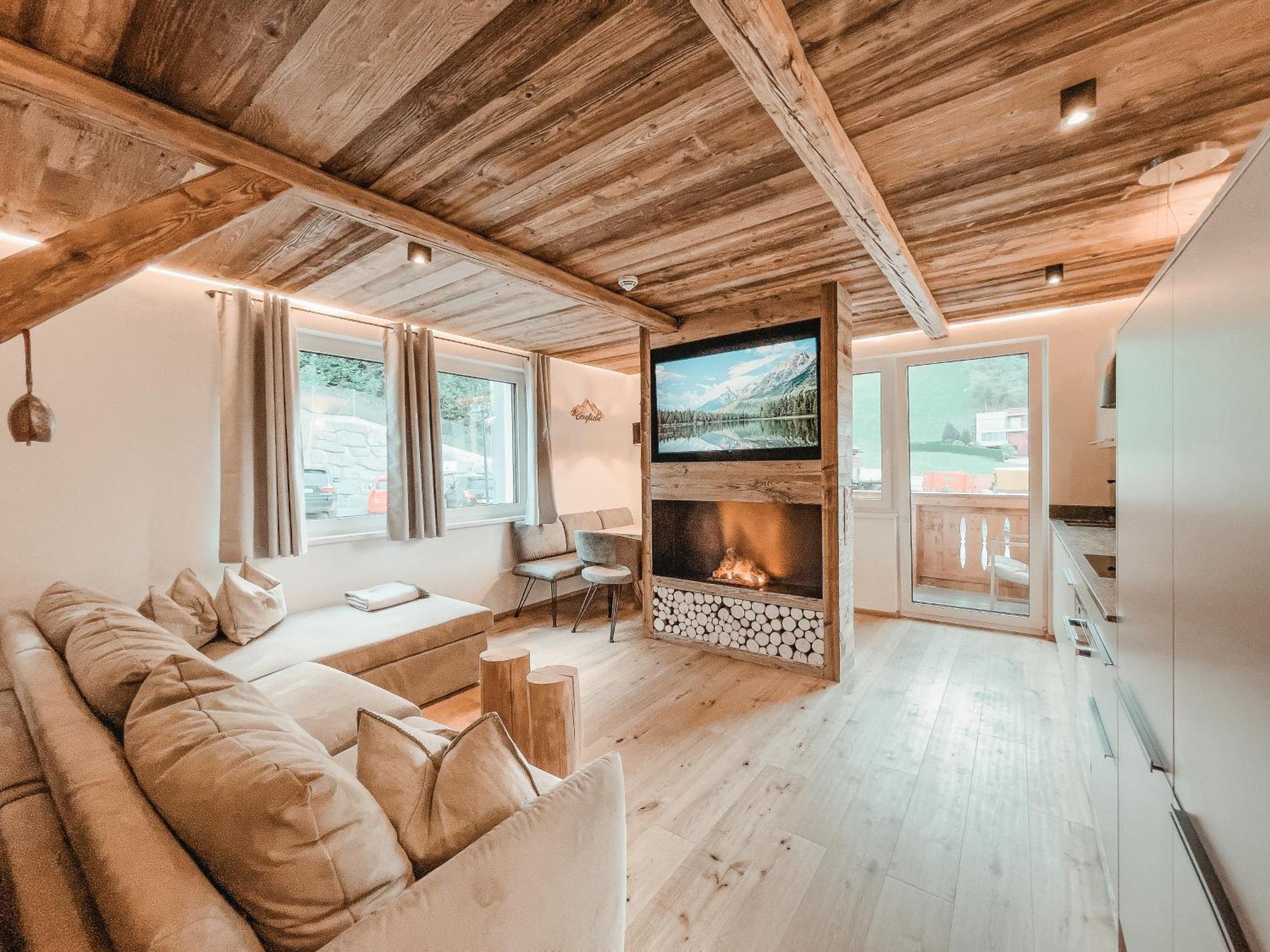 Oldwood Chalet - Balcony & Car Park By Alpenluxus Appartements Fügen Eksteriør bilde