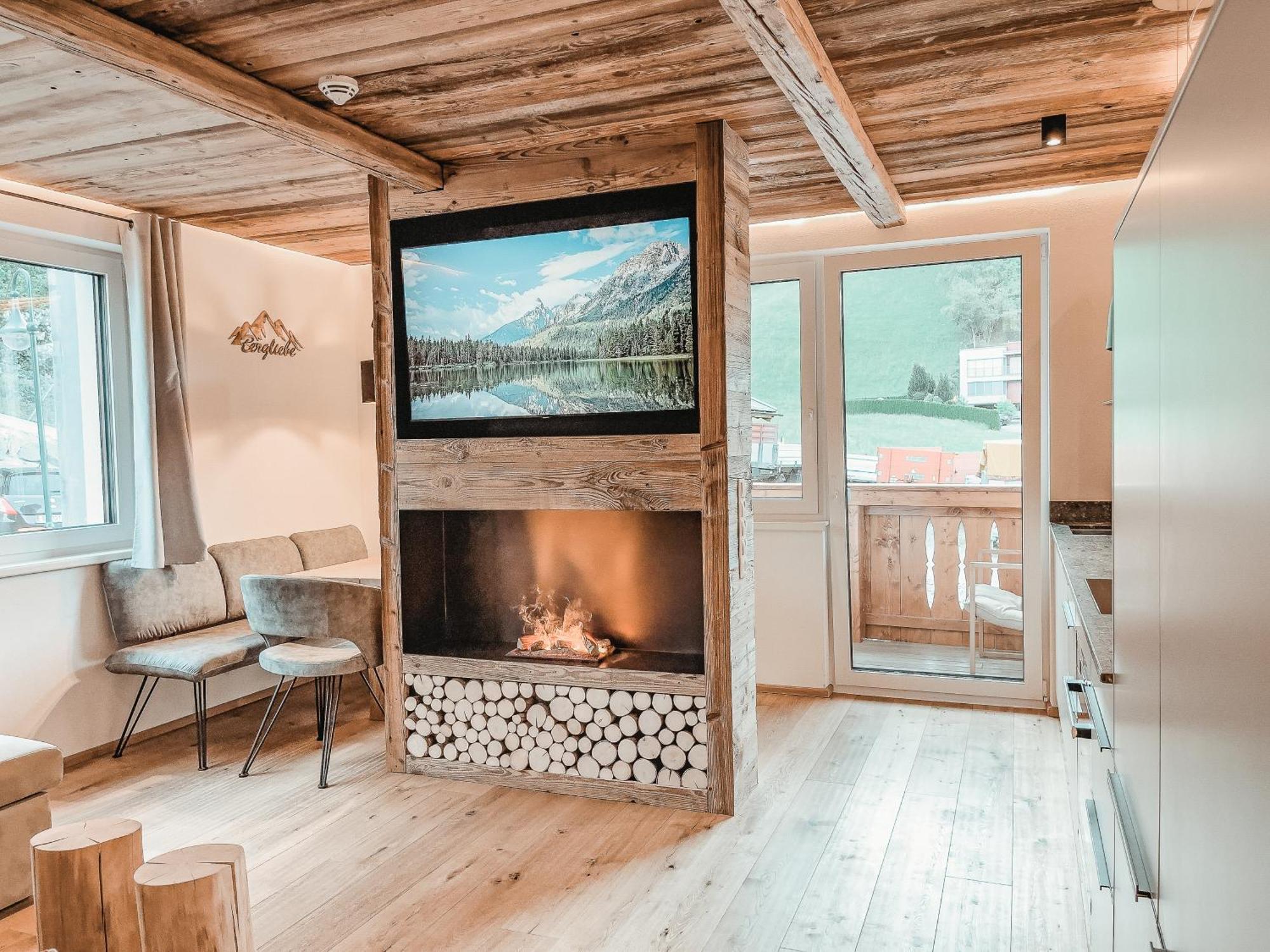 Oldwood Chalet - Balcony & Car Park By Alpenluxus Appartements Fügen Eksteriør bilde